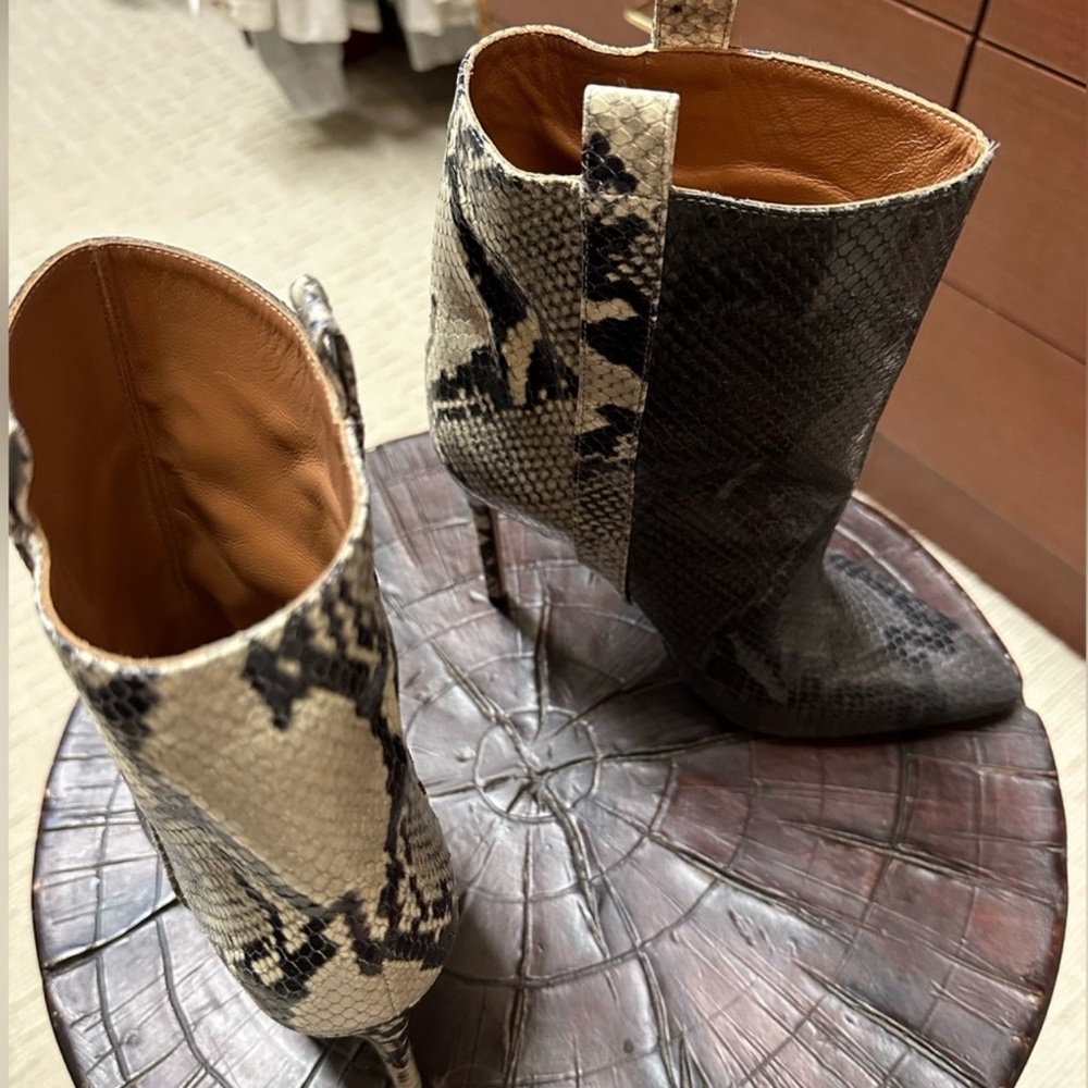 EUC Paris Texas Two Tone Snake Textured Leather Bootie - Picture 2 of 6